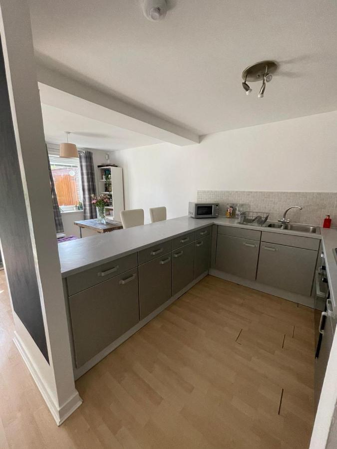 Pass The Keys Lovely 2Bedroom Flat With Balcony Edynburg Zewnętrze zdjęcie