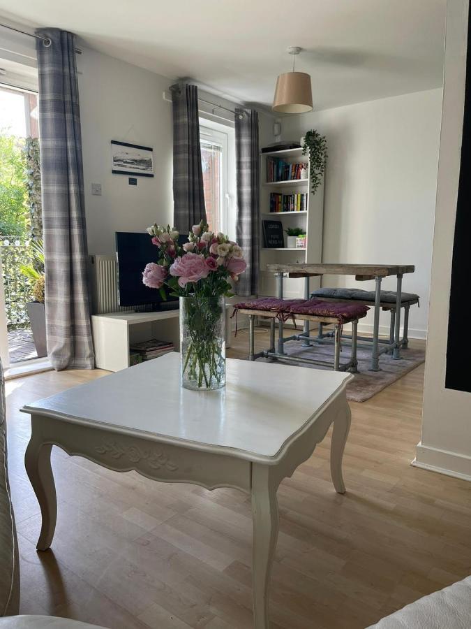 Pass The Keys Lovely 2Bedroom Flat With Balcony Edynburg Zewnętrze zdjęcie