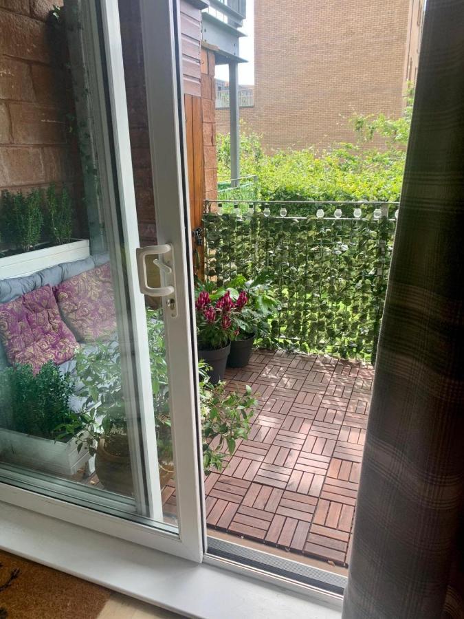 Pass The Keys Lovely 2Bedroom Flat With Balcony Edynburg Zewnętrze zdjęcie