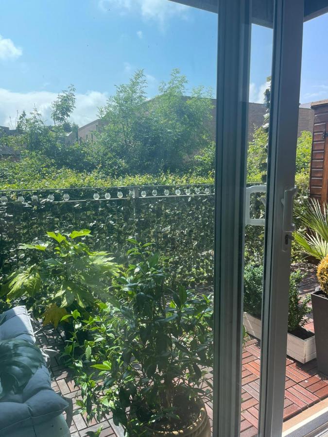 Pass The Keys Lovely 2Bedroom Flat With Balcony Edynburg Zewnętrze zdjęcie