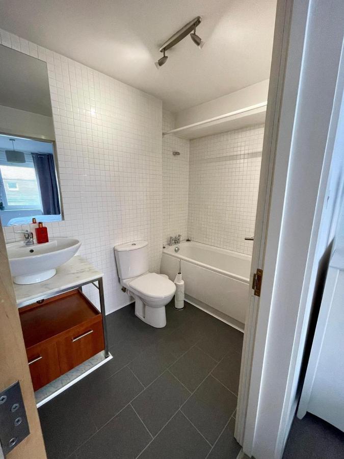 Pass The Keys Lovely 2Bedroom Flat With Balcony Edynburg Zewnętrze zdjęcie